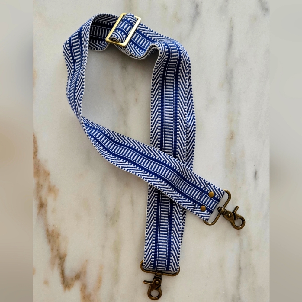 Parker Thatch adjustable bag strap